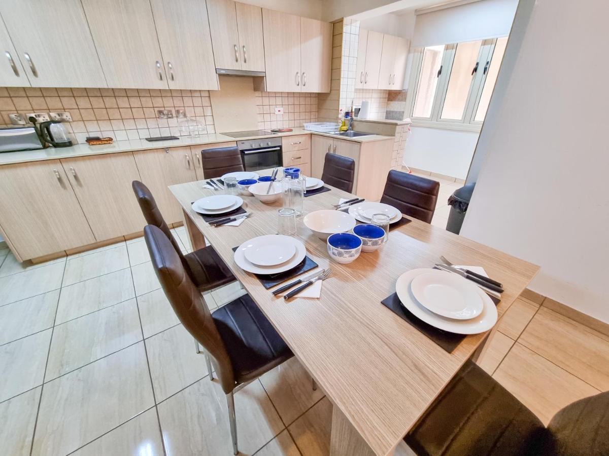 Sunbay City Rooms Larnaca Exterior photo